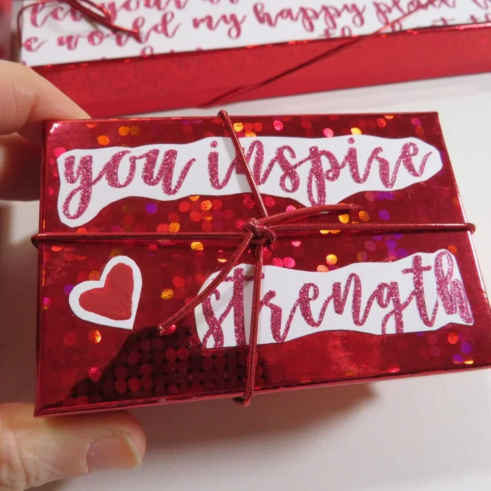 Collection of (8) valentine’s gift boxes (NEW)
